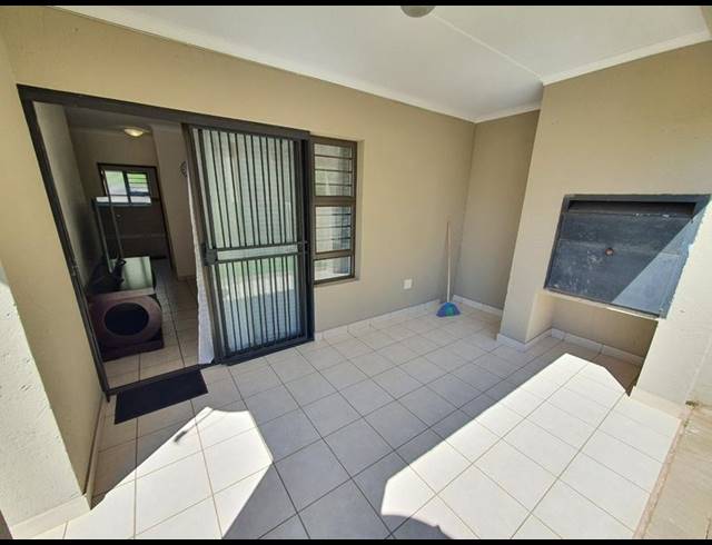 2 BEDROOM TOWNHOUSE FOR SALE IN MONTANA